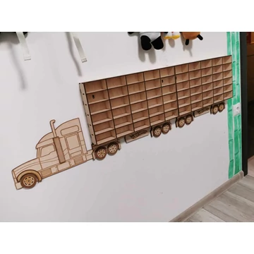 Kisautó tároló kamion 2 pótkocsival